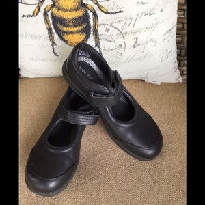 Life Stride Mary Janes Size 13.5 W